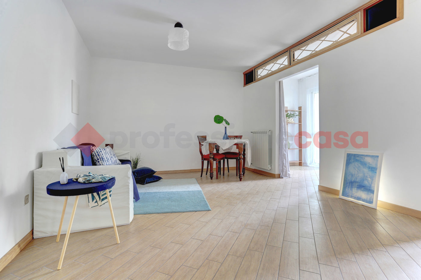 Trilocale con box a Latina