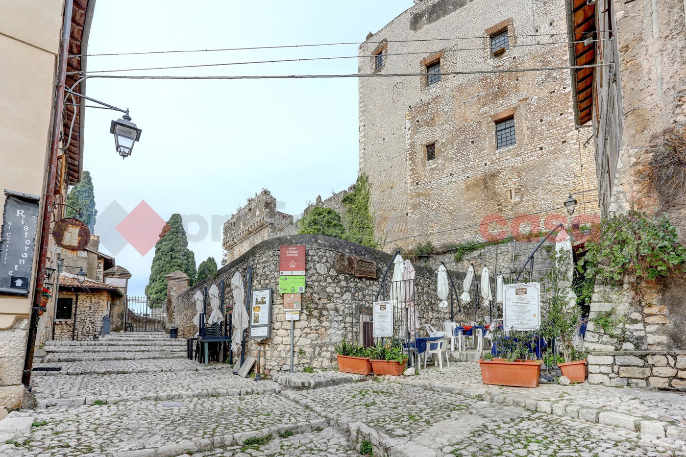 Quadrilocale in vendita a Sermoneta