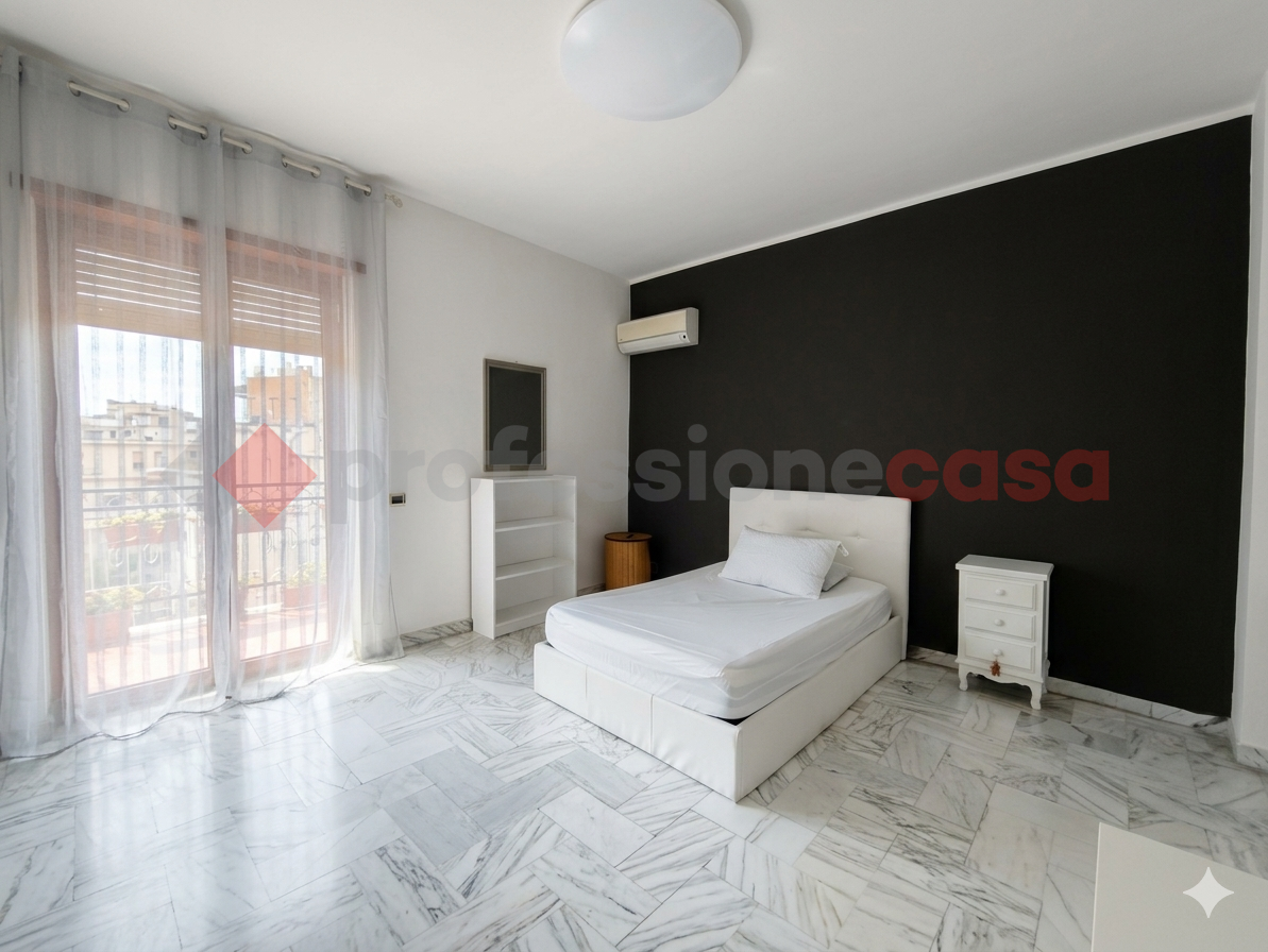 Monolocale arredato in affitto a Latina