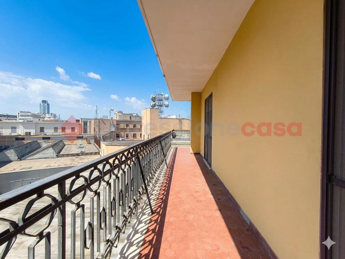 Monolocale arredato in affitto a Latina