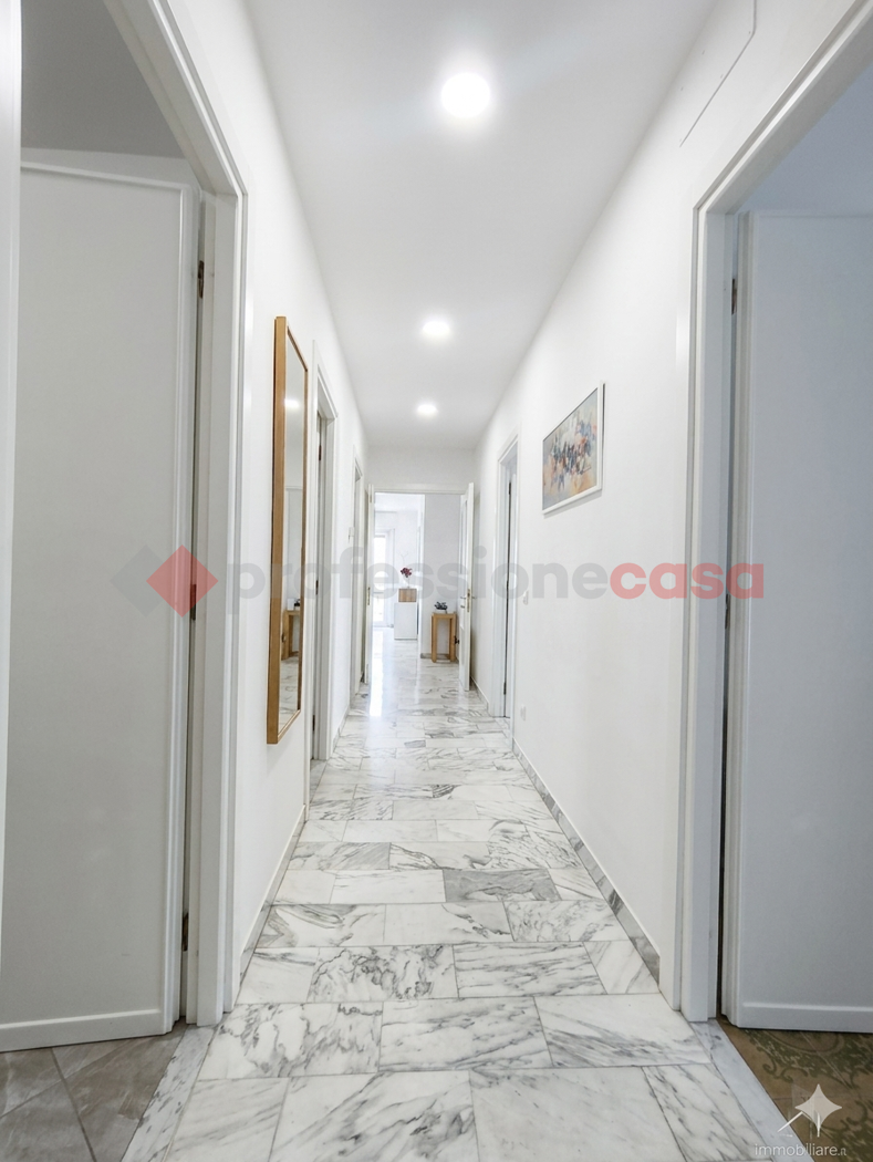 Monolocale arredato in affitto a Latina