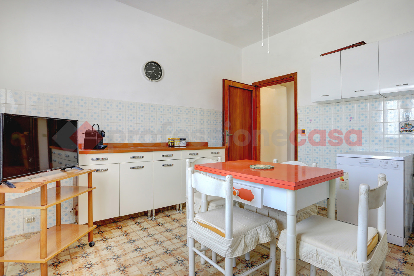 Villa con giardino a Latina