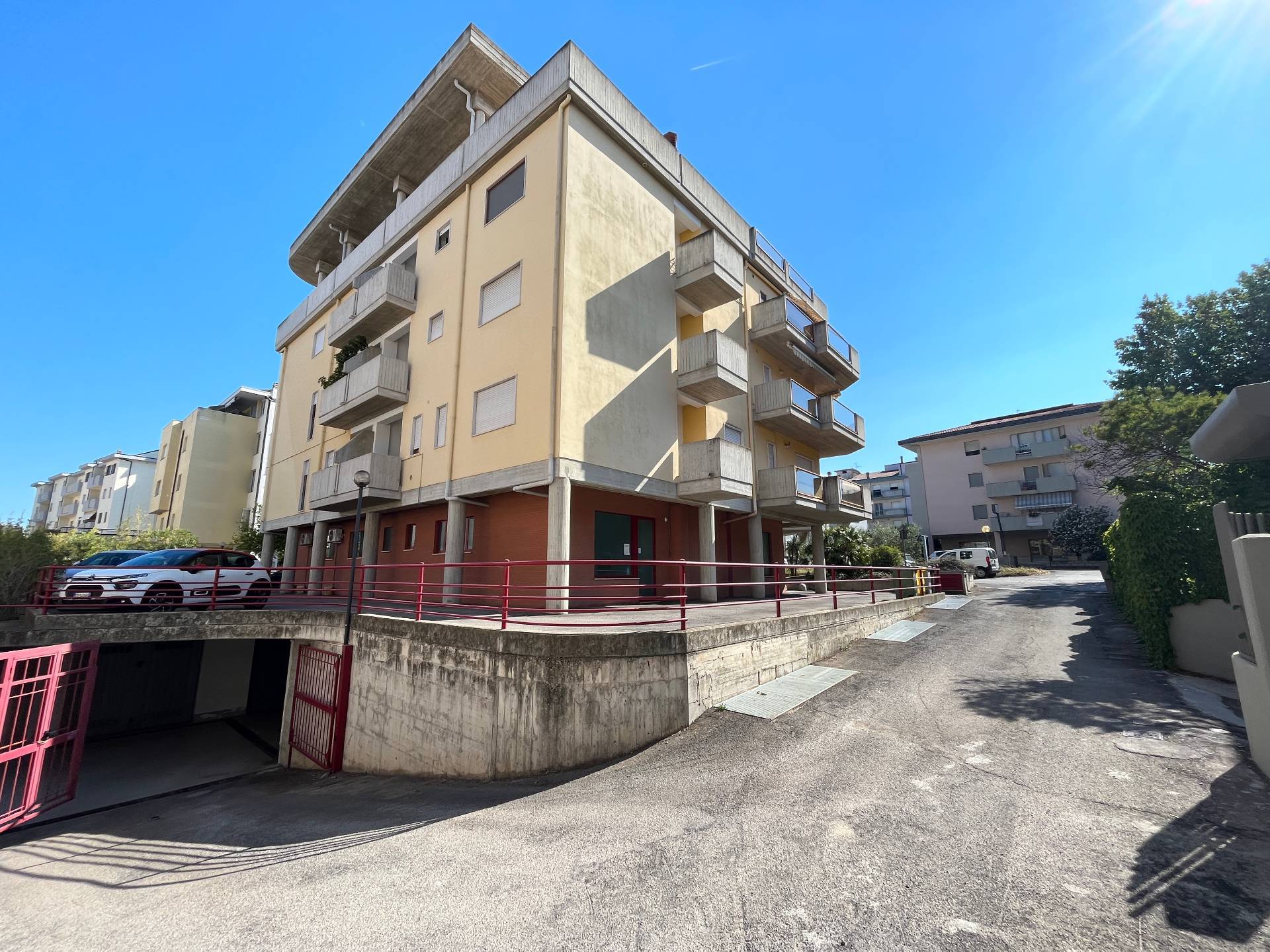 Box o garage in vendita a Vasto, ZONA CENTRALE