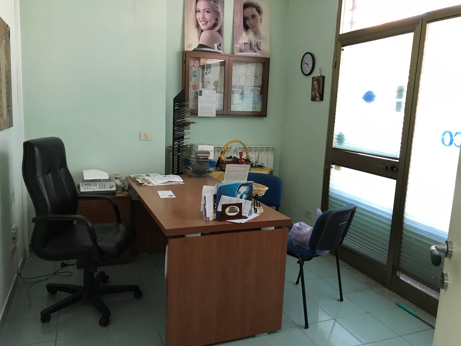 Locale commerciale in vendita a Vasto, ZONA SEMICENTRALE