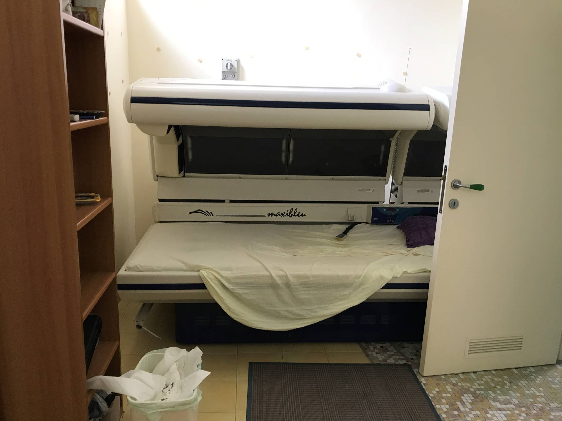 Locale commerciale in vendita a Vasto, ZONA SEMICENTRALE