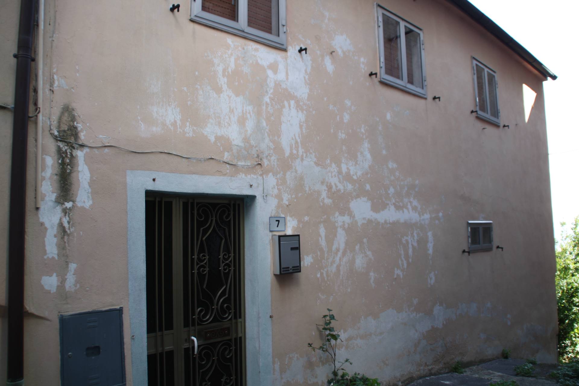 Abitazione indipendente in vendita a Dogliola