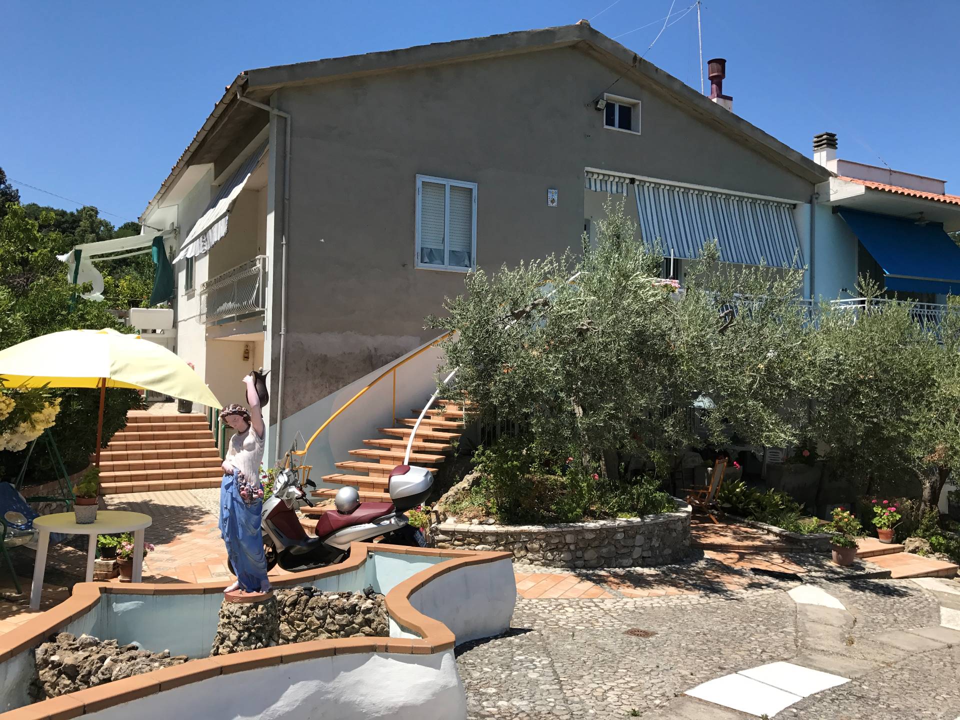 Villa in vendita a Vasto, ZONA RESIDENZIALE