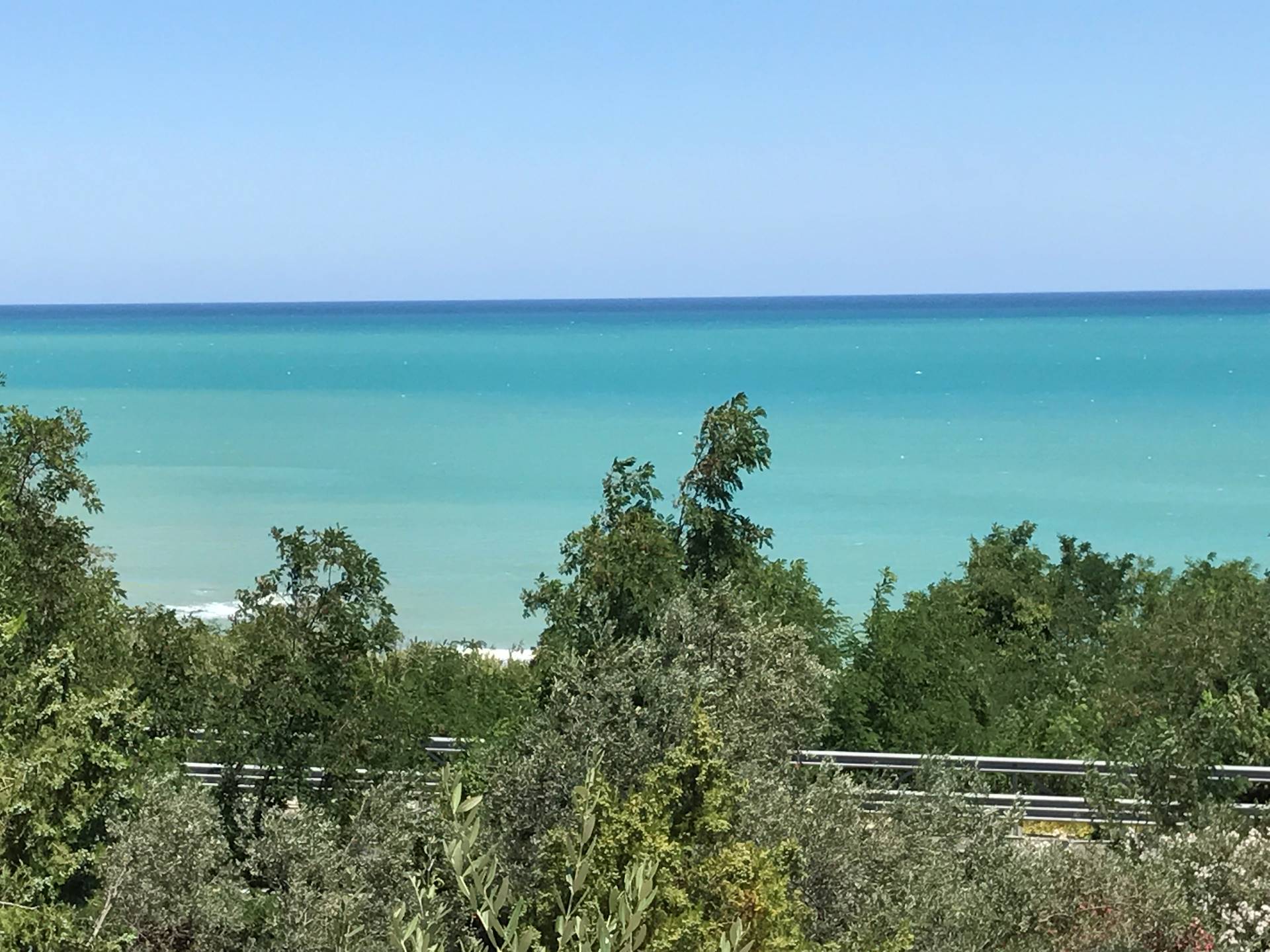 Villa in vendita a Vasto, ZONA RESIDENZIALE