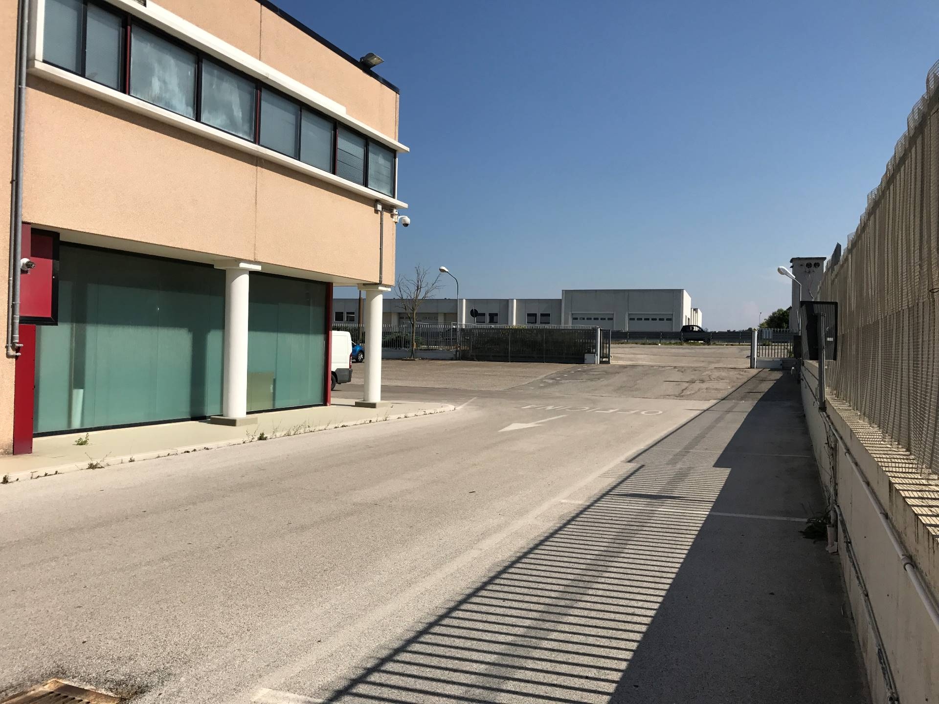 Studio/Ufficio in vendita a Vasto, ZONA PERIFERICA