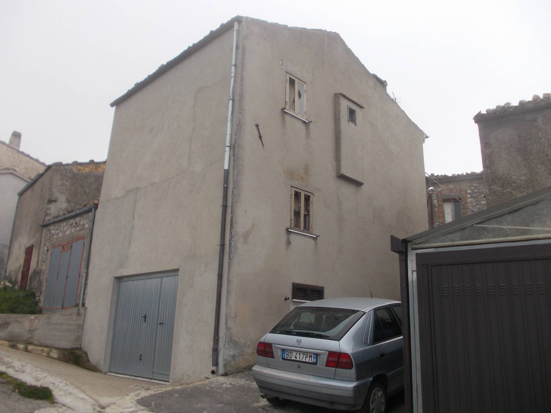 Appartamento con ingresso indipendente in vendita a Guilmi