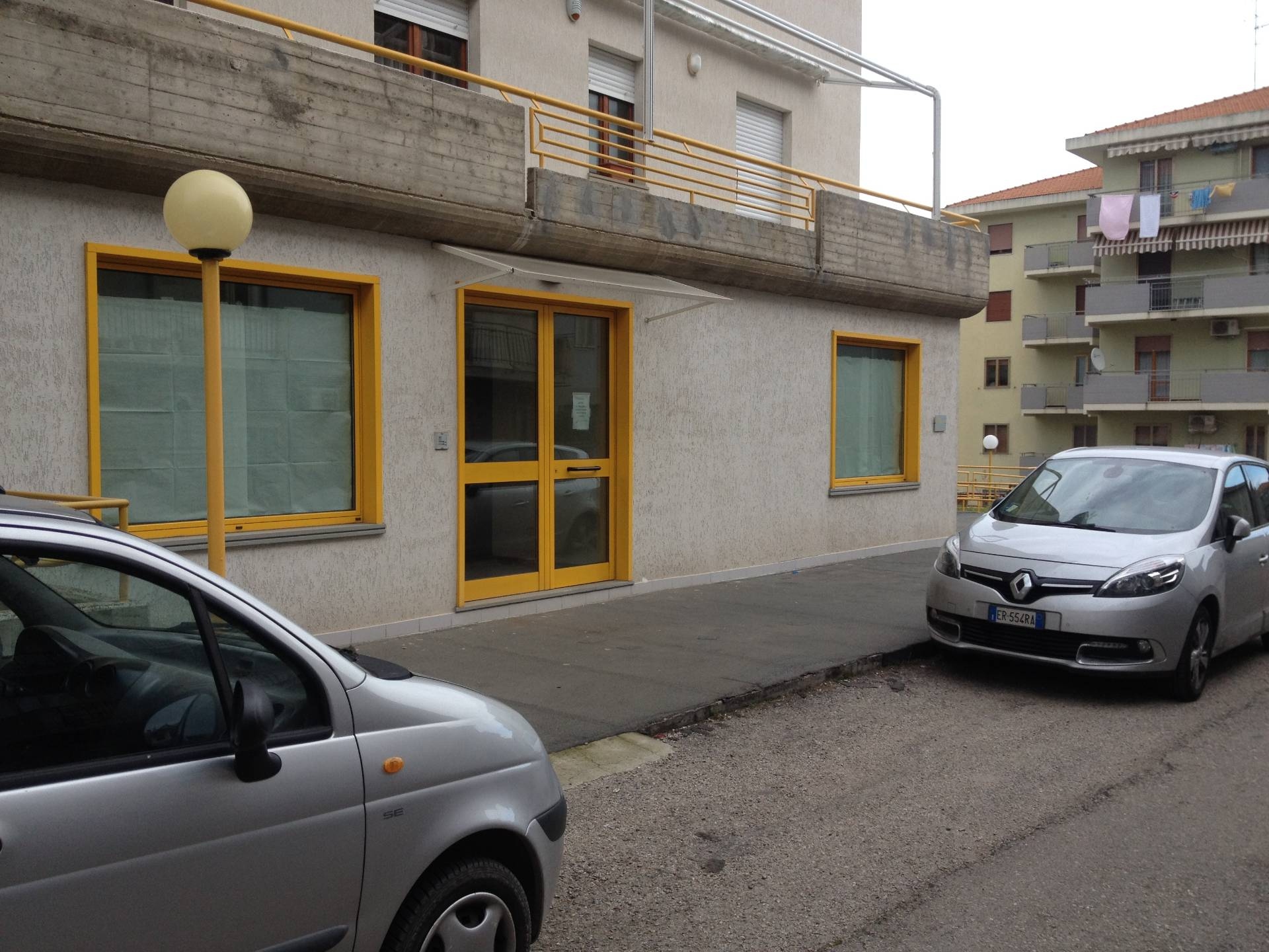 Studio/Ufficio in affitto a Vasto, ZONA CENTRALE