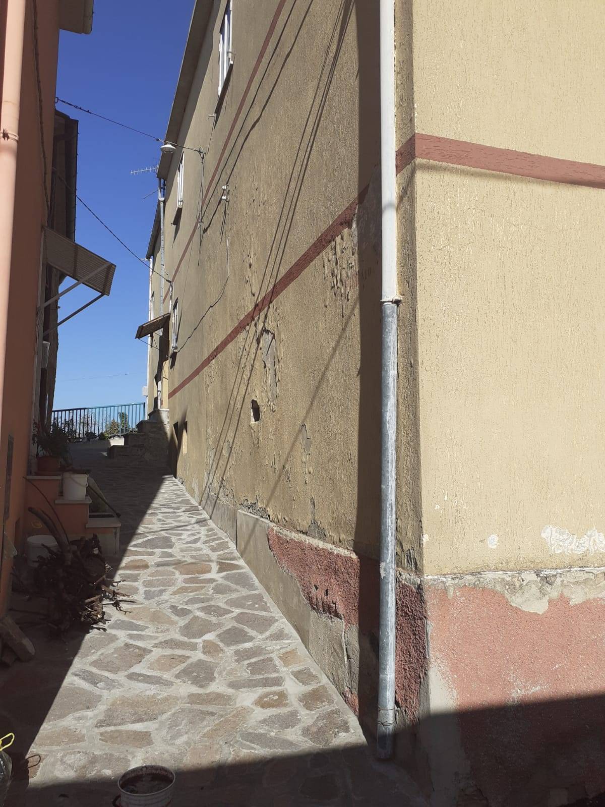 Abitazione indipendente in vendita a Guilmi