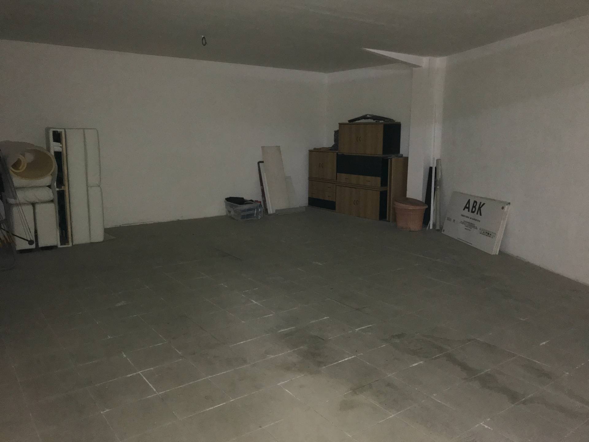 Box o garage in vendita a Vasto, ZONA SEMICENTRALE