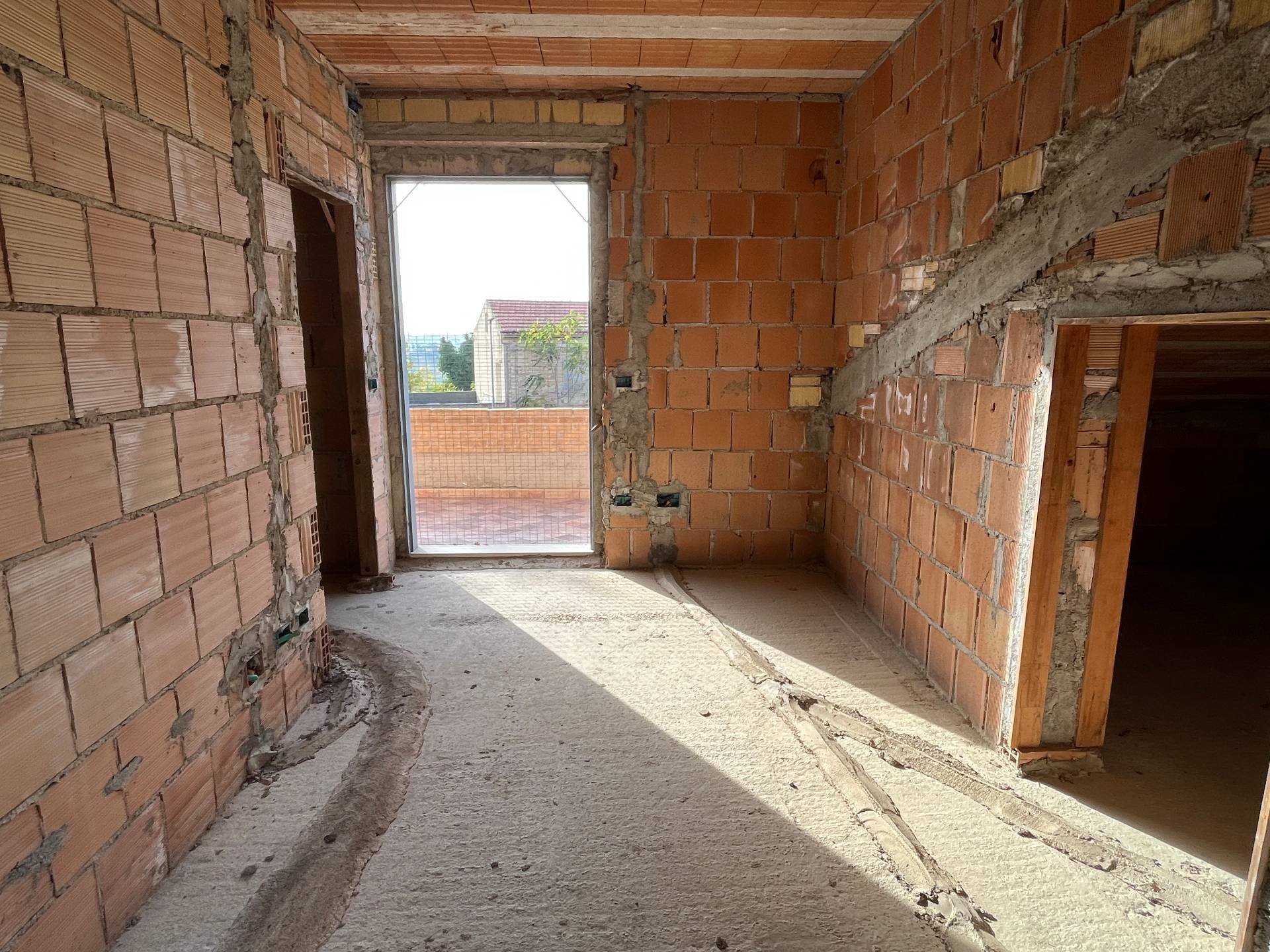 Grezzo in vendita a Pollutri