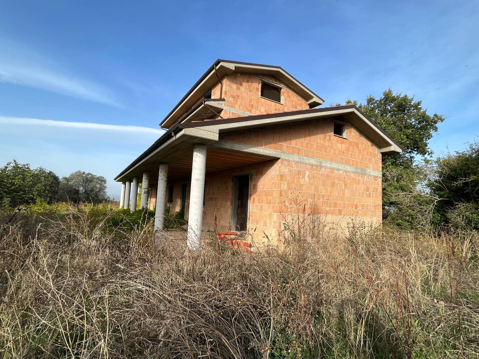 Grezzo in vendita a Pollutri