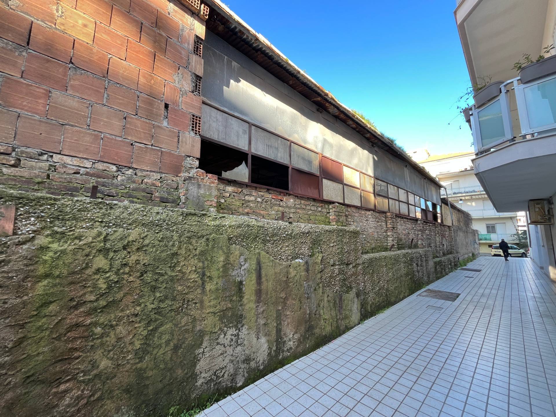 Grezzo in vendita a Vasto, ZONA CENTRALE