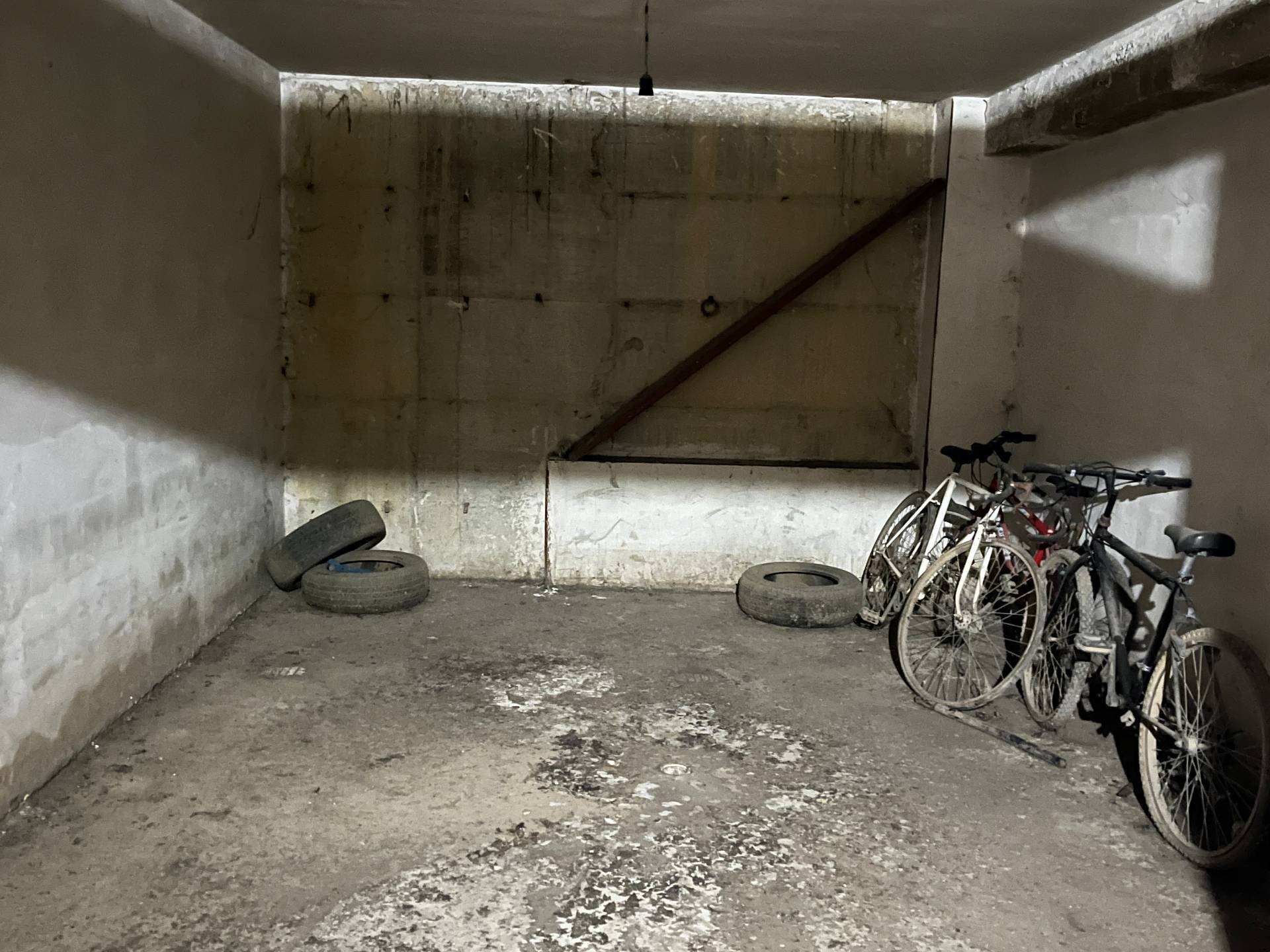 Box o garage in vendita a Vasto, ZONA SEMICENTRALE