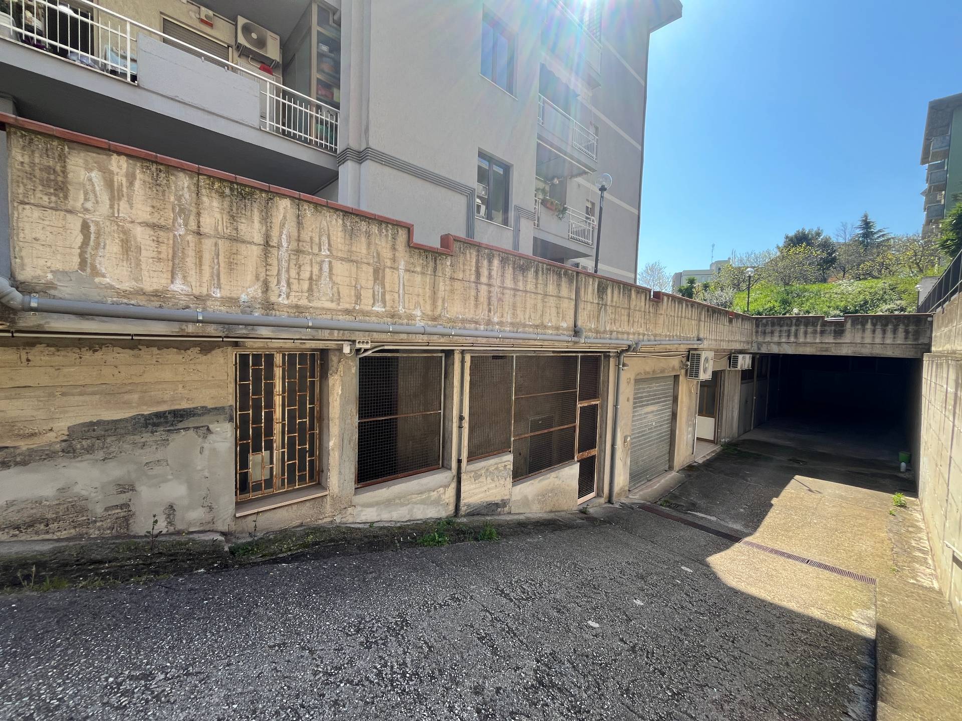 Deposito in vendita a Vasto, ZONA SEMICENTRALE