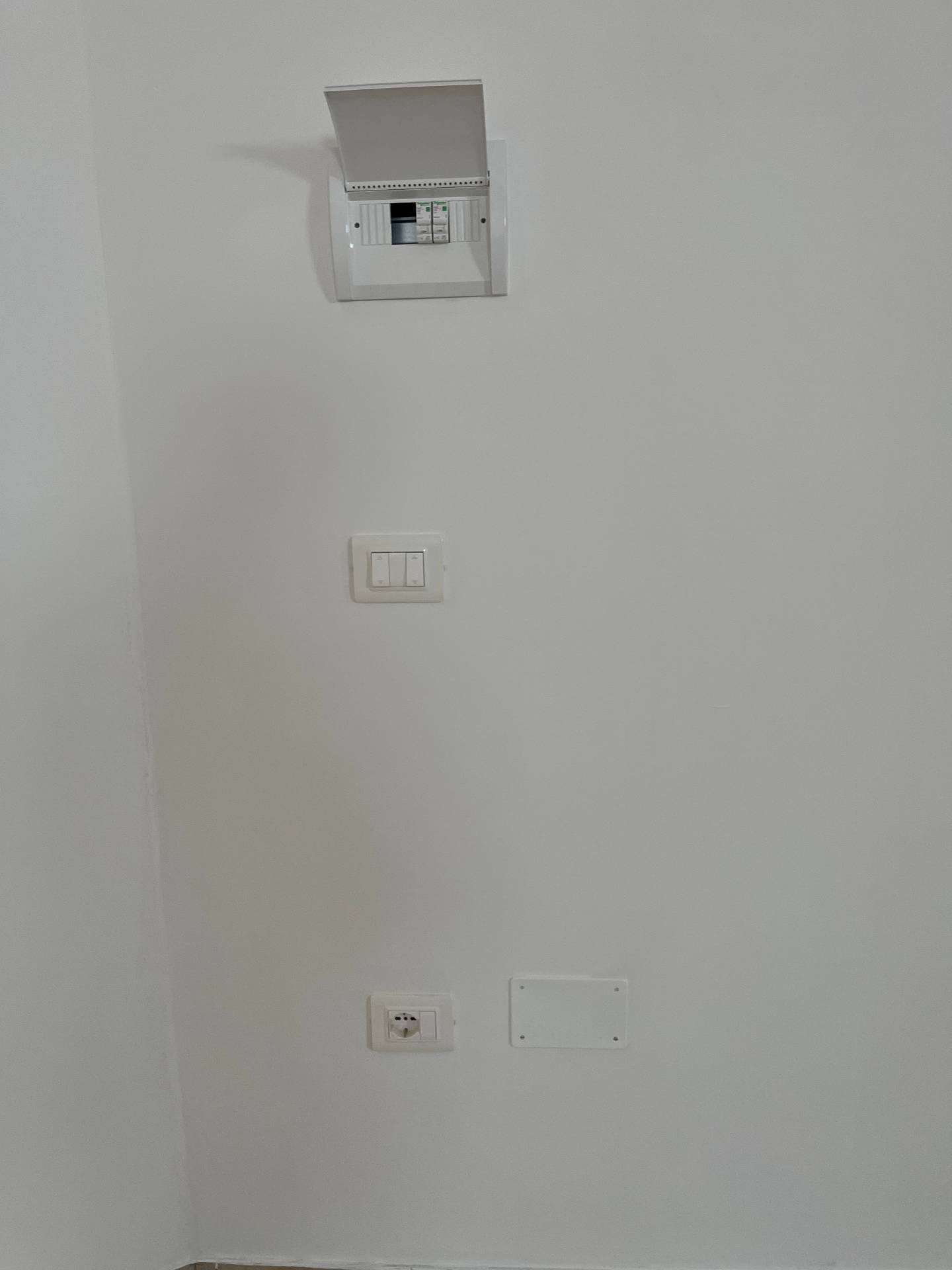 Box o garage in vendita a Vasto, ZONA SEMICENTRALE