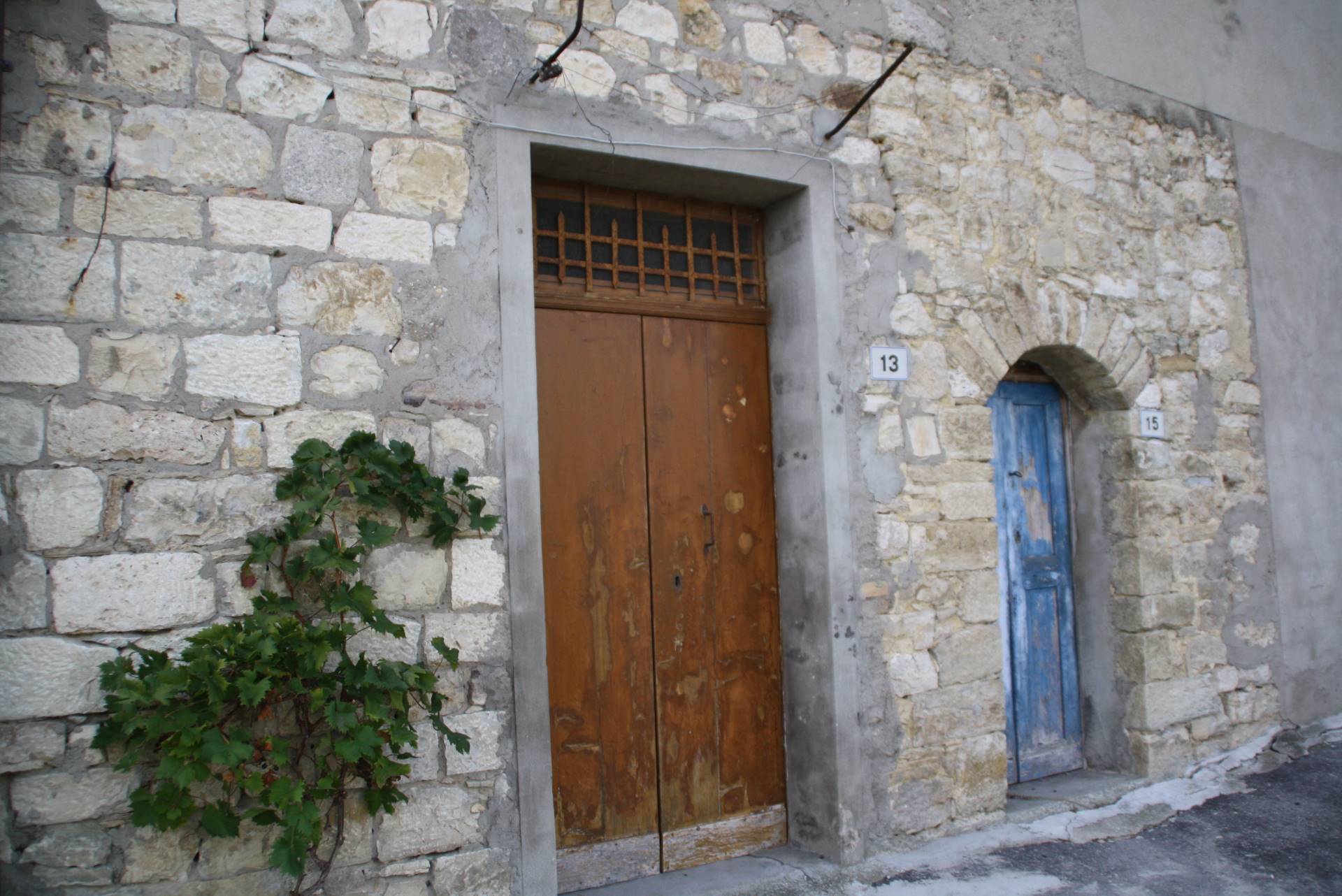 Abitazione indipendente in vendita a Dogliola