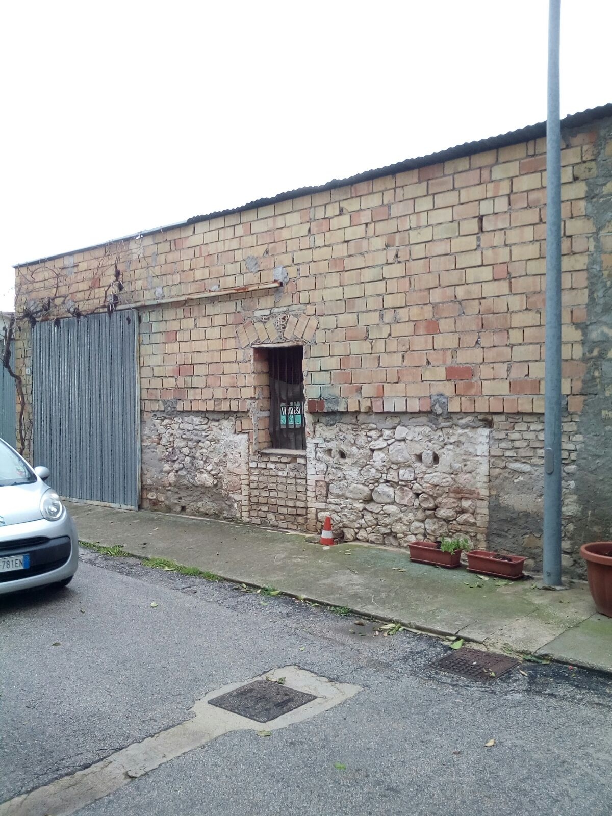 Garage/Posto auto/Deposito in vendita a Altino