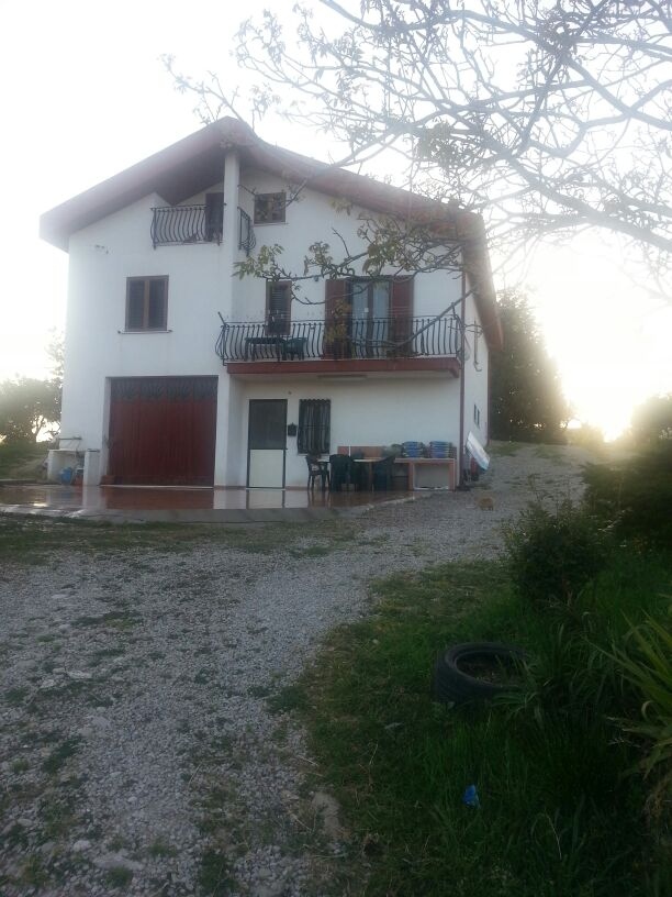 Abitazione indipendente in vendita a Montenero di Bisaccia