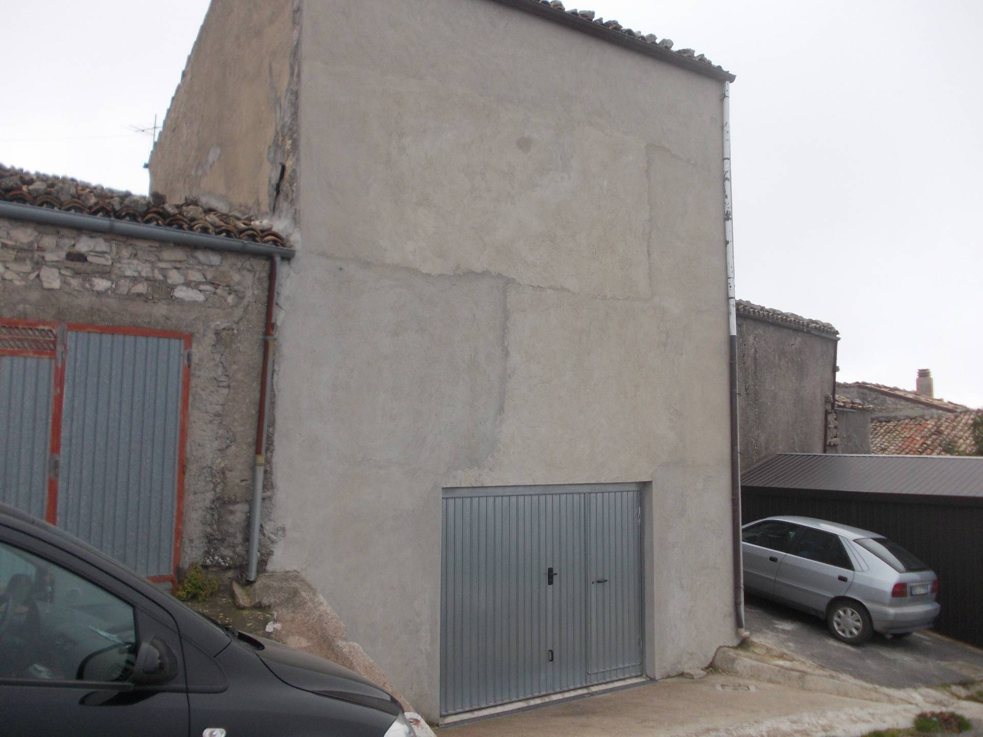 Appartamento con ingresso indipendente in vendita a Guilmi