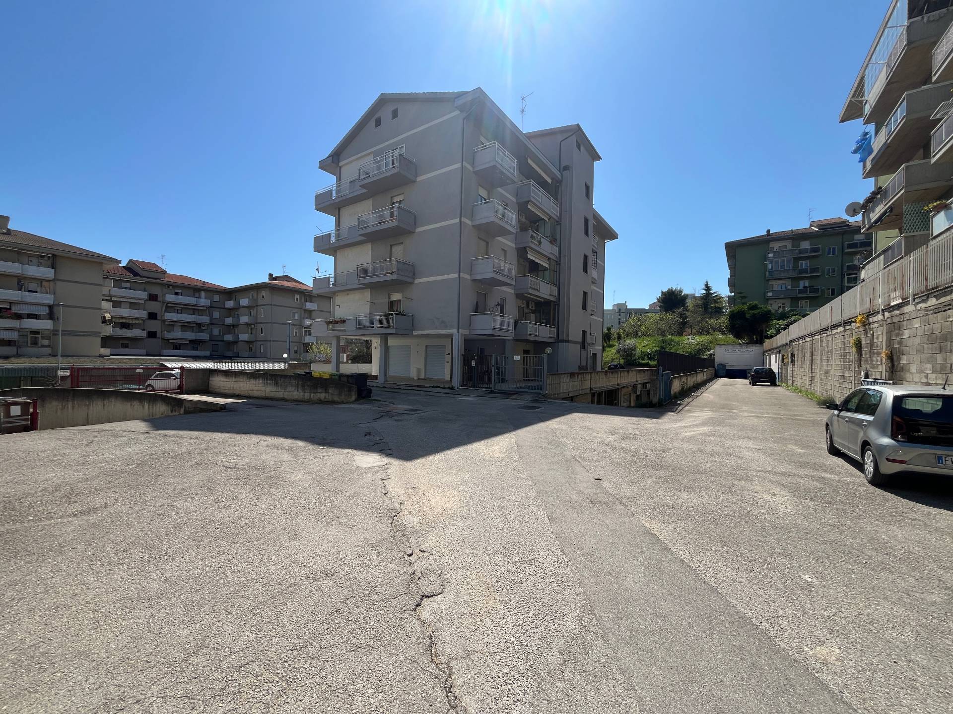 Deposito in vendita a Vasto, ZONA SEMICENTRALE