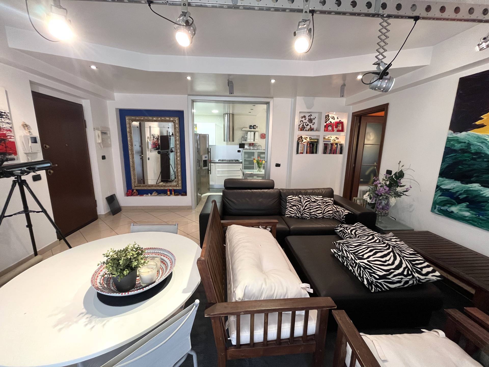 Appartamento con ingresso indipendente in vendita a Vasto, ZONA CENTRALE