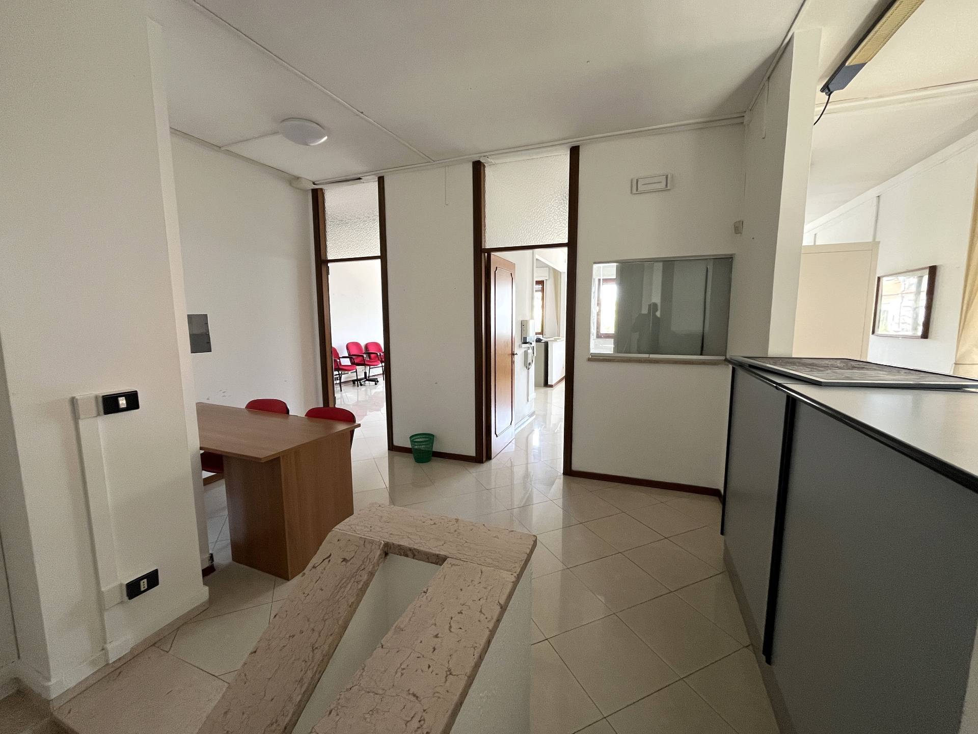 Studio/Ufficio in affitto a Vasto, ZONA CENTRALE