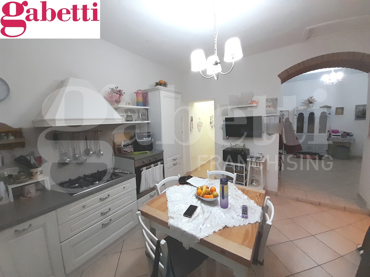 Appartamento con box a Colle di Val d'Elsa