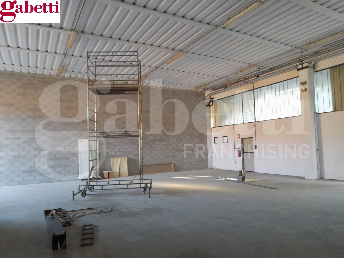 Capannone in affitto a Poggibonsi