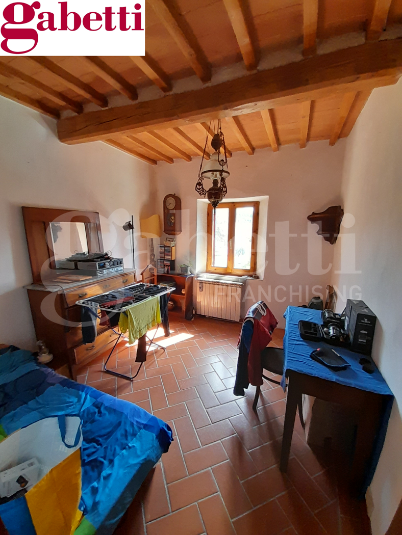 Quadrilocale in vendita a Casole d'Elsa