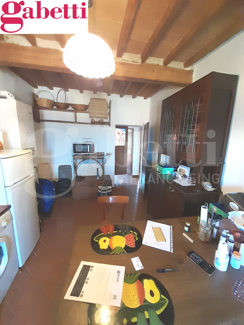 Quadrilocale in vendita a Casole d'Elsa