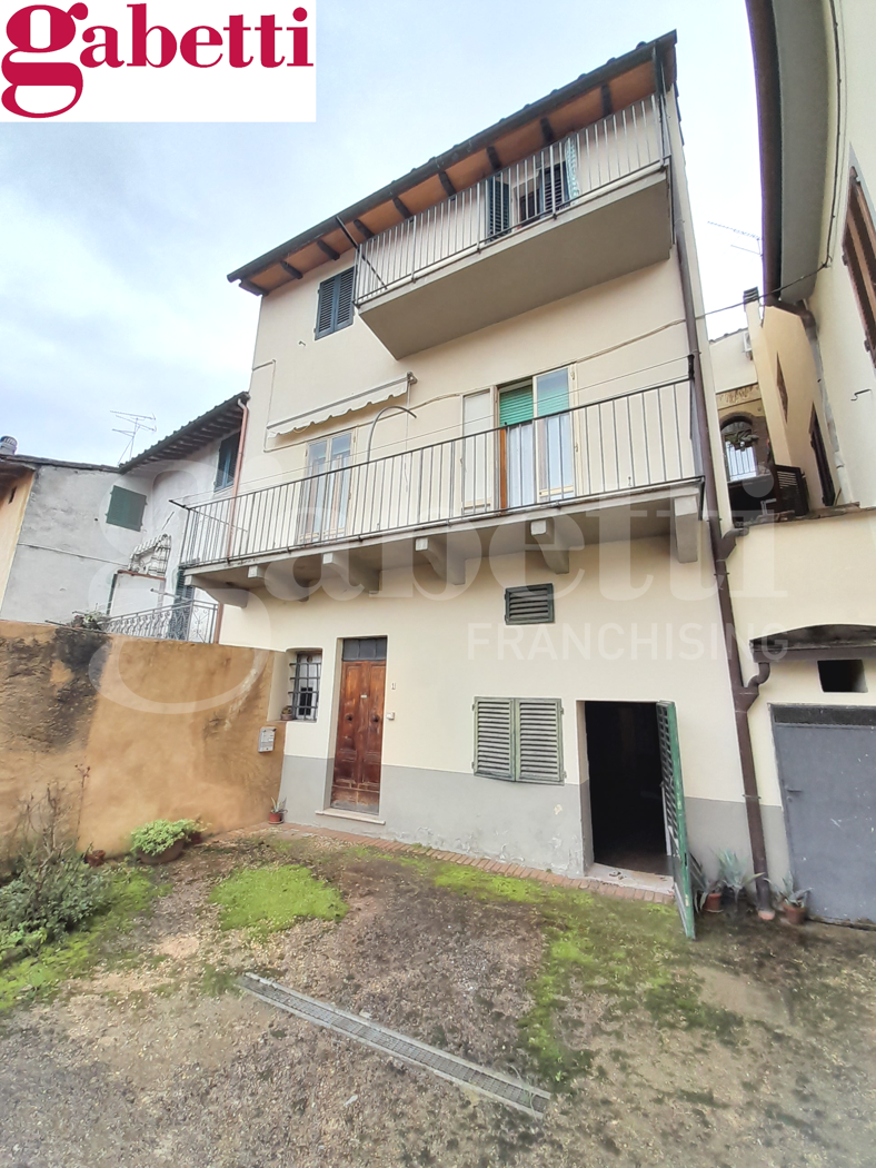 Appartamento da ristrutturare a Poggibonsi