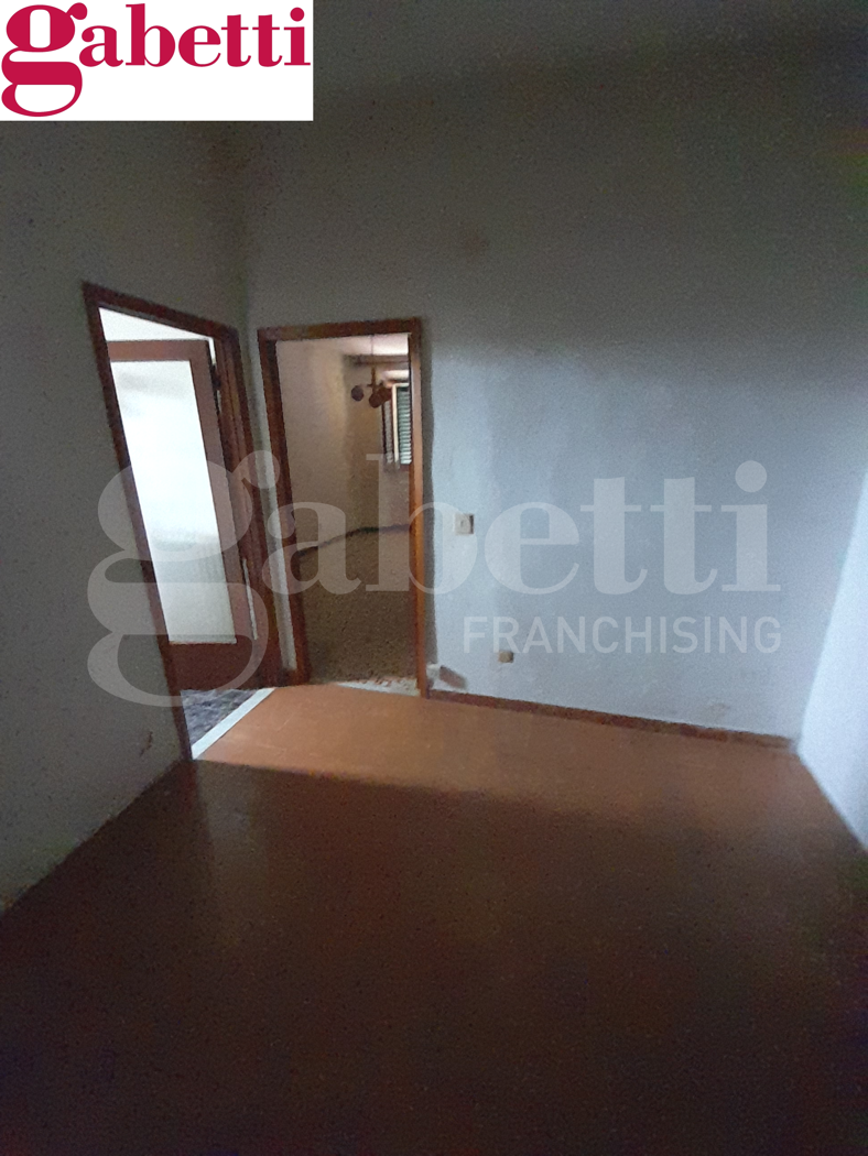 Appartamento da ristrutturare a Poggibonsi