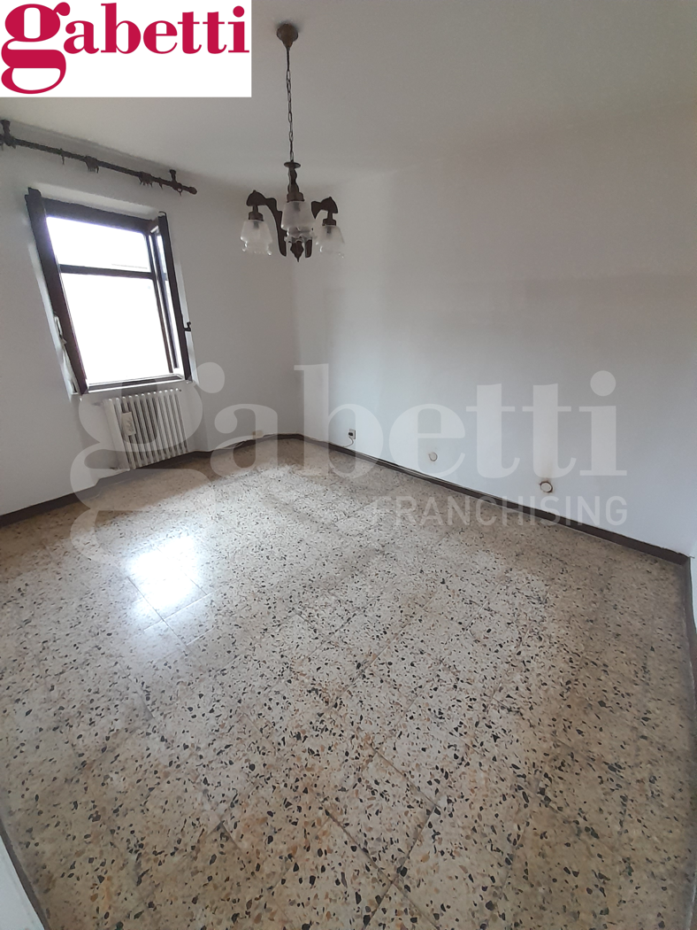 Appartamento da ristrutturare a Poggibonsi