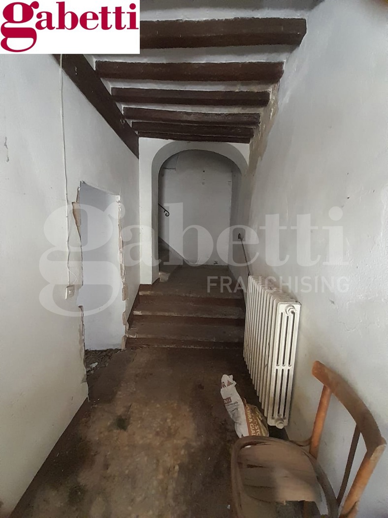 Stabile/Palazzo in vendita a Colle di Val d'Elsa