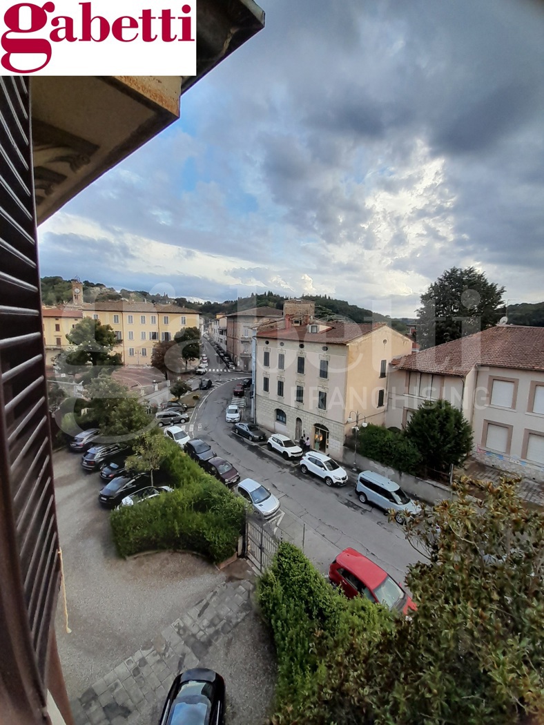 Quadrilocale in vendita a Poggibonsi
