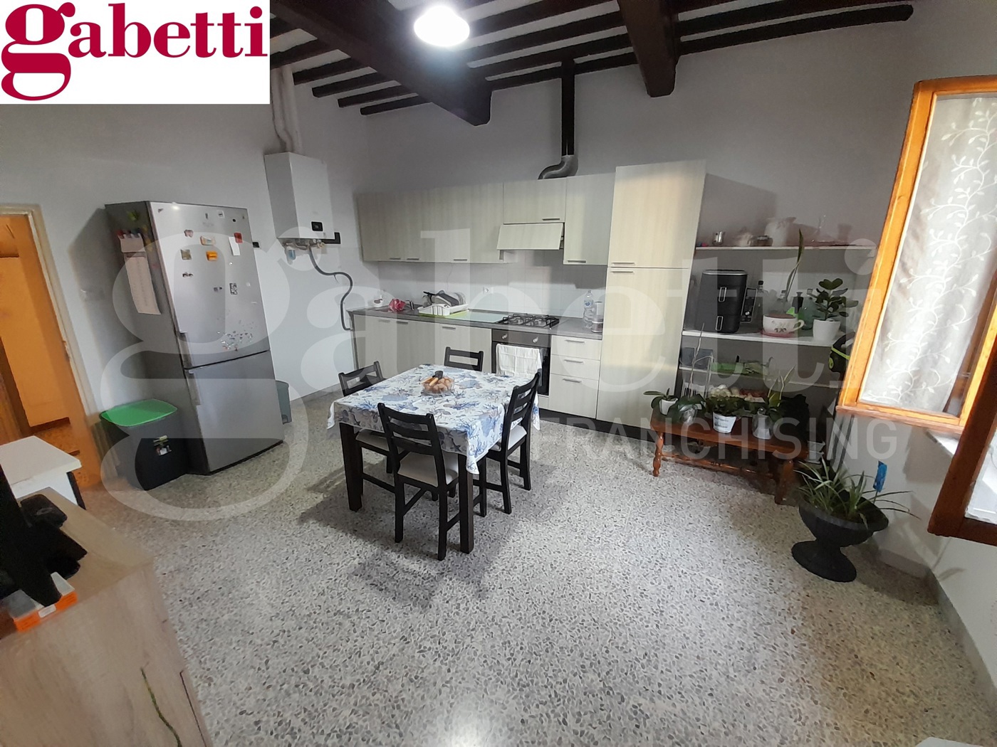 Quadrilocale in vendita a Poggibonsi