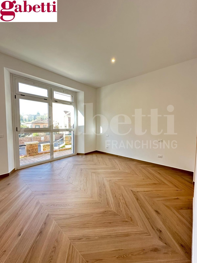 Bilocale con giardino a Siena