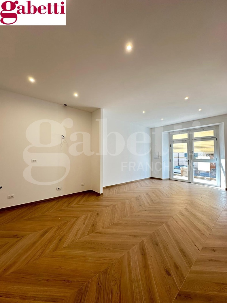 Bilocale con giardino a Siena