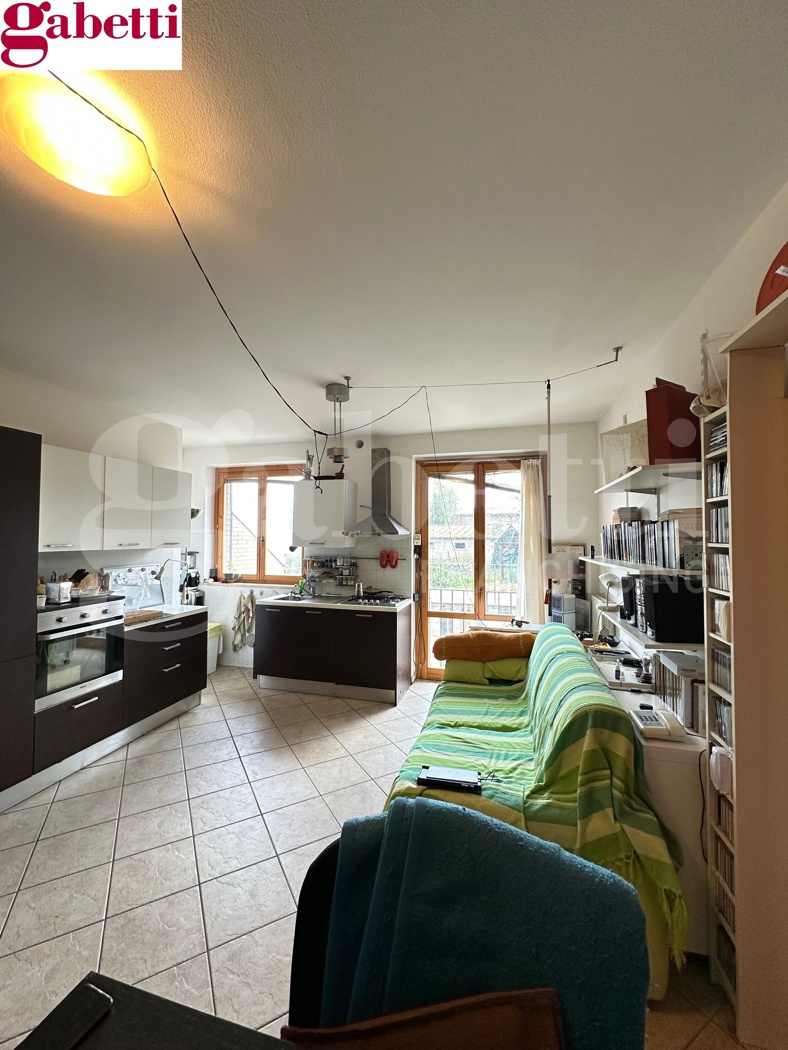 Monolocale con box a Sovicille