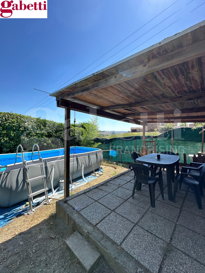 Quadrilocale con giardino a Monteroni d'Arbia