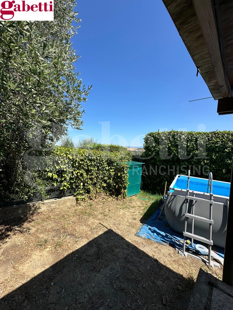 Quadrilocale con giardino a Monteroni d'Arbia