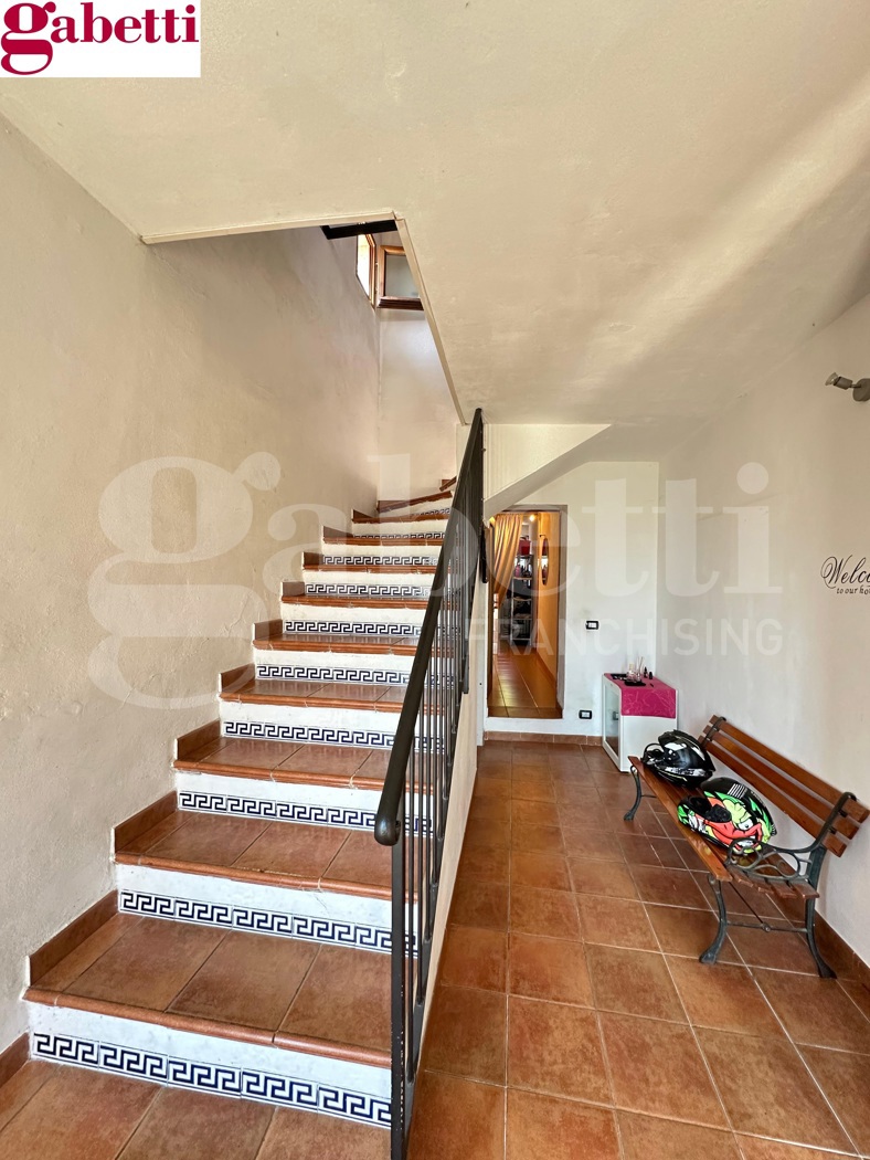 Quadrilocale con giardino a Monteroni d'Arbia