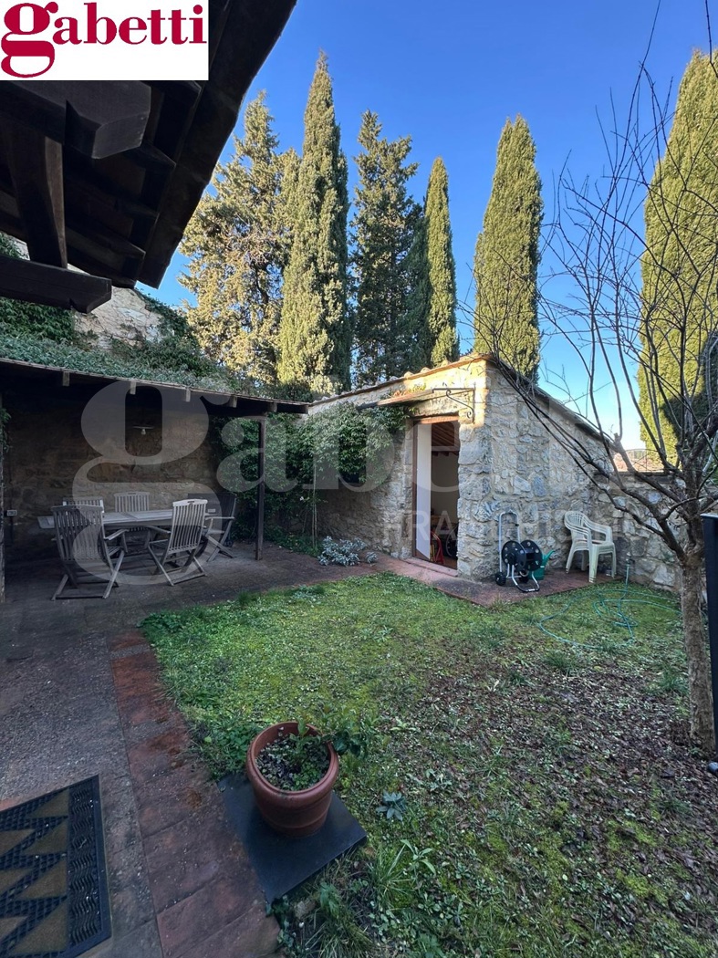 appartamento in vendita a Gaiole in Chianti in zona Galenda