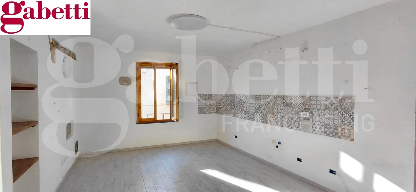 Quadrilocale con giardino a Asciano