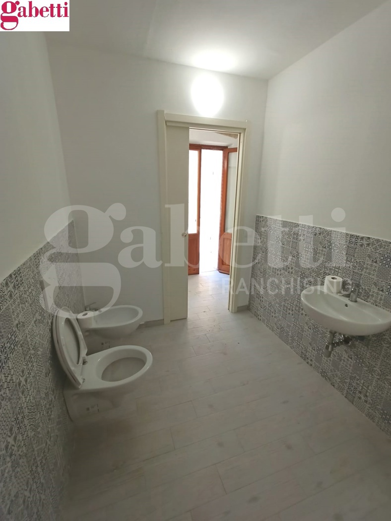 Quadrilocale con giardino a Asciano