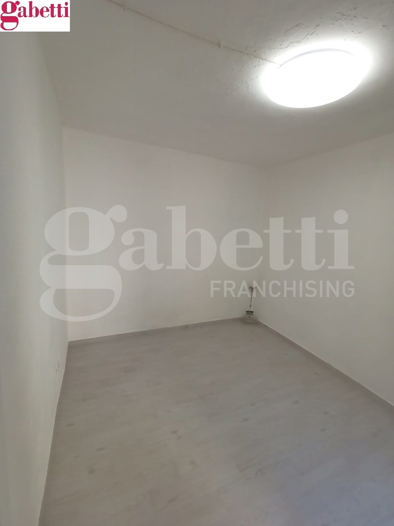 Quadrilocale con giardino a Asciano